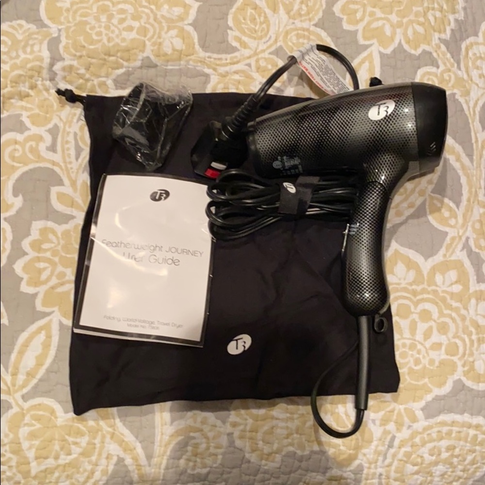 T3 journey compact hair dryer
